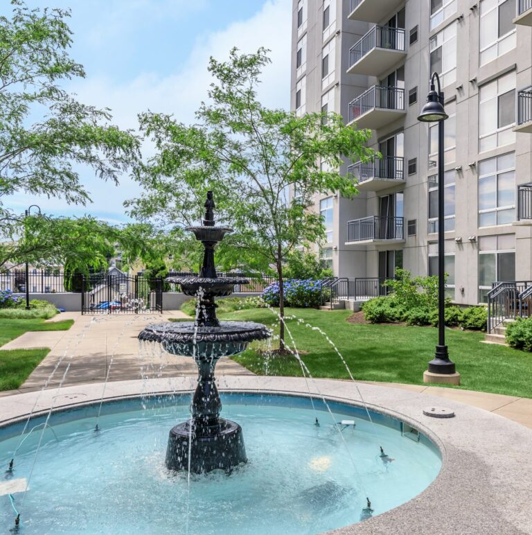 Luxury Apartments in Stamford, CT Infinity Harbor Point